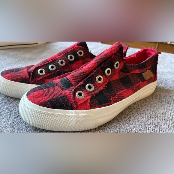 Blowfish buffalo plaid slip on women’s 7.5 - Picture 1 of 1